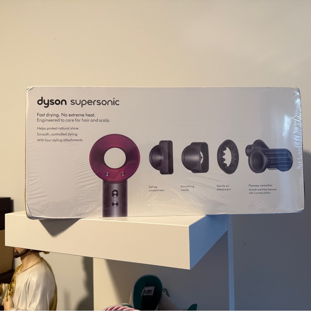Dyson Supersonic Hair Dryer in Purple